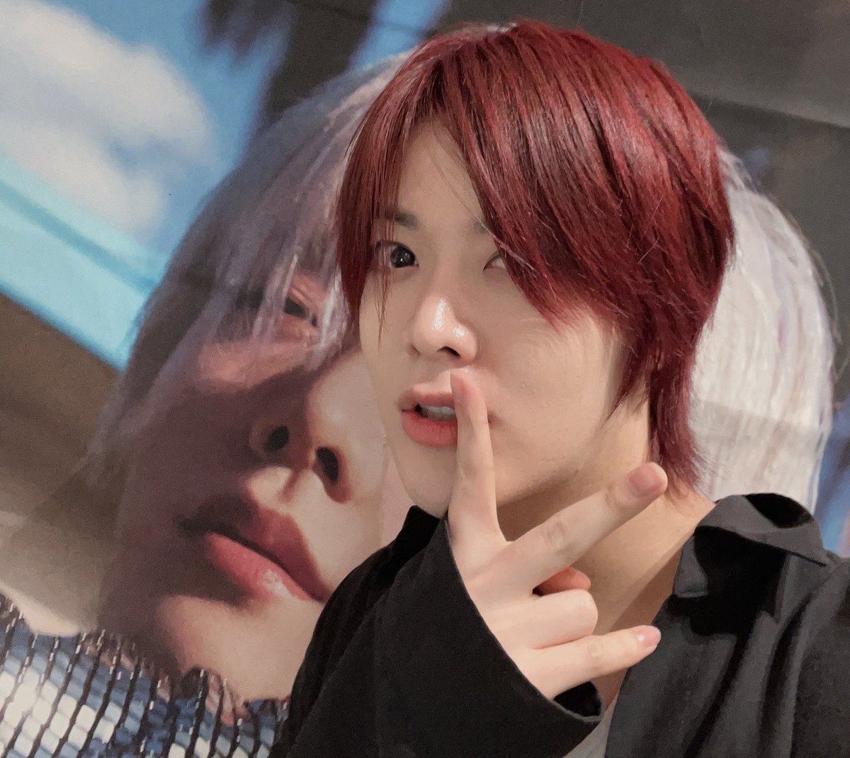 nayutafeed's tweet photo. red hair yuta is back! 🍒 https://t.co/odzZCFEF6H