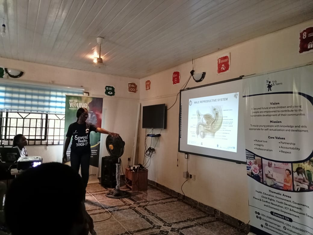 Kidsandteensngo's tweet photo. Training of HIV/AIDS CORPS PEER EDUCATORS (C-Pets).

#hivaids #hiveducator #corpmember https://t.co/k91qHhEw5R