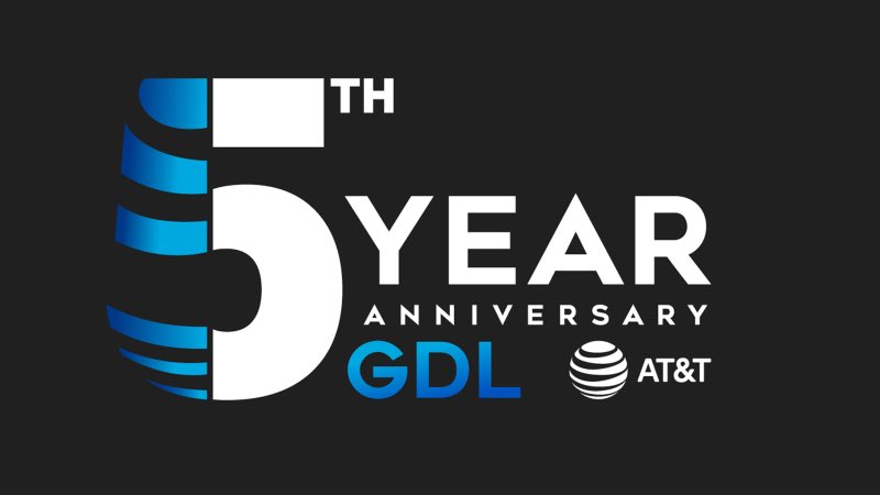 CollectionsMX's tweet photo. Happy Anniversary! ❤️ #Lifeatatt https://t.co/D9bRnWSnPN