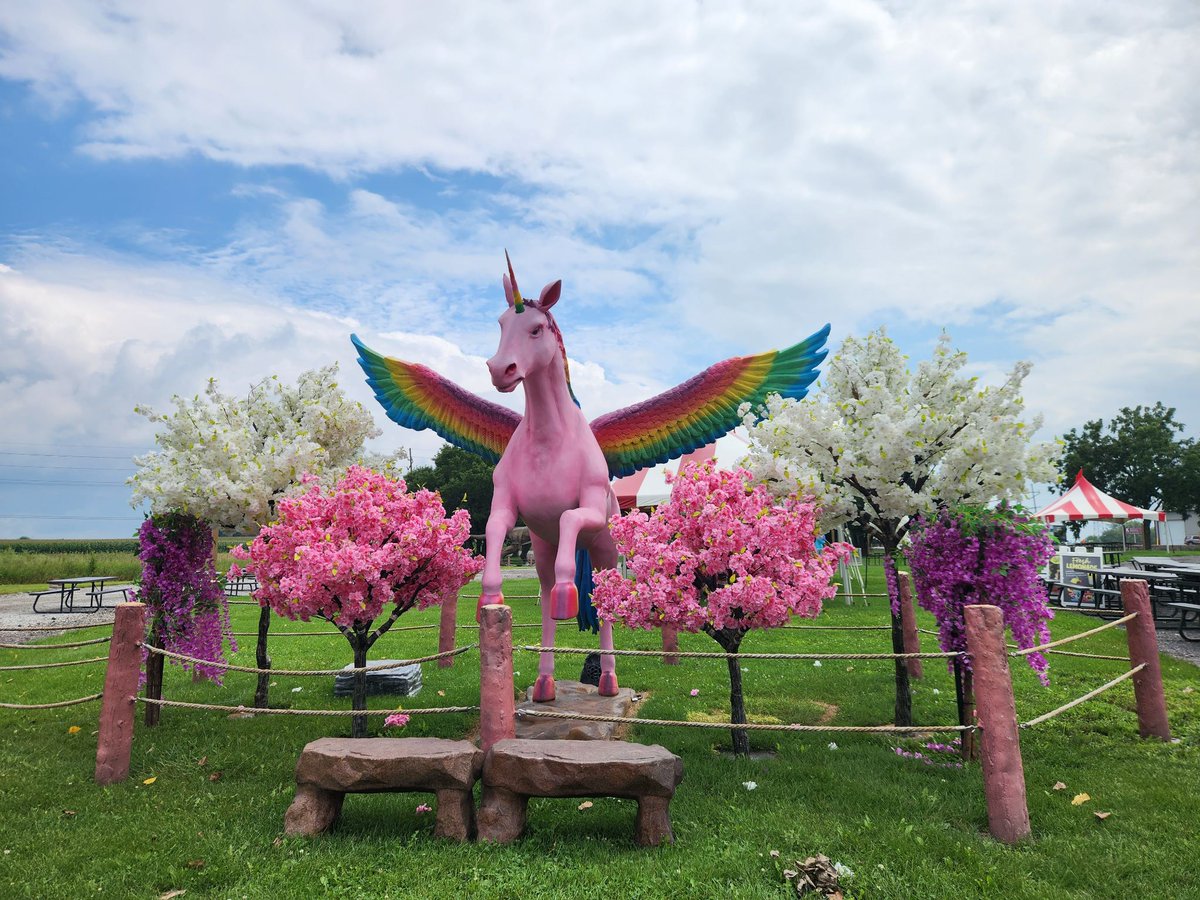 HarvestTymeFun's tweet photo. 🎉Unleash your inner unicorn because the wait is almost over! 🦄💖 Mark your calendars for August 26th, as Unicorn Tyme opens its doors to a world of fantasy and fun🌈🌟

#UnicornsAreReal #UnicornTyme #HarvestTyme https://t.co/4y0NbEEwhr