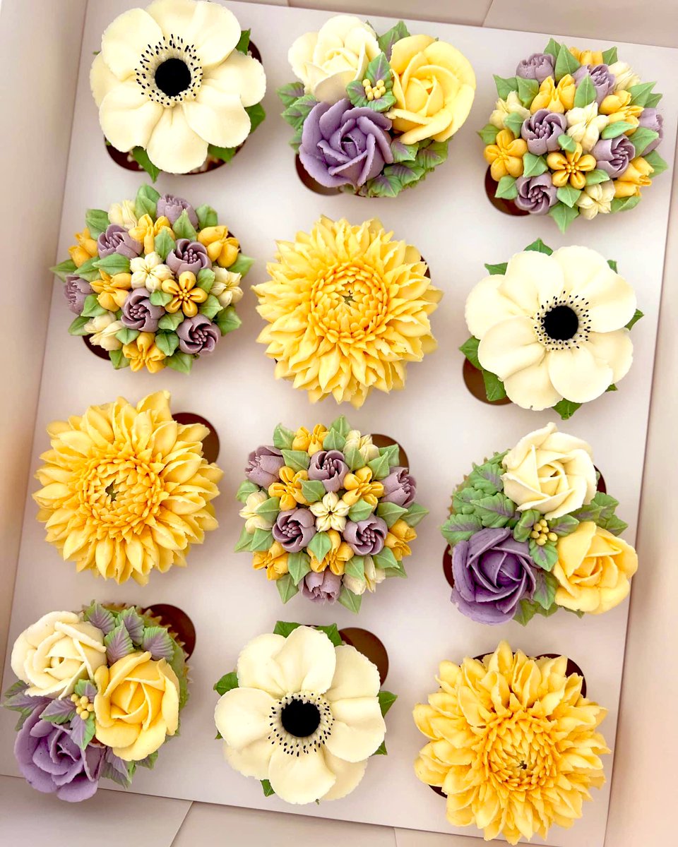 It’s #NationalCupcakeDay 🧁

Tine to enjoy one of the world’s most delightful treats, the cupcake. It’s like heaven in just a few bites. 
🍃🌸🍃🌸🍃🌸🍃🌸🍃🌸🍃

📷Kerry’s Bouqcakes