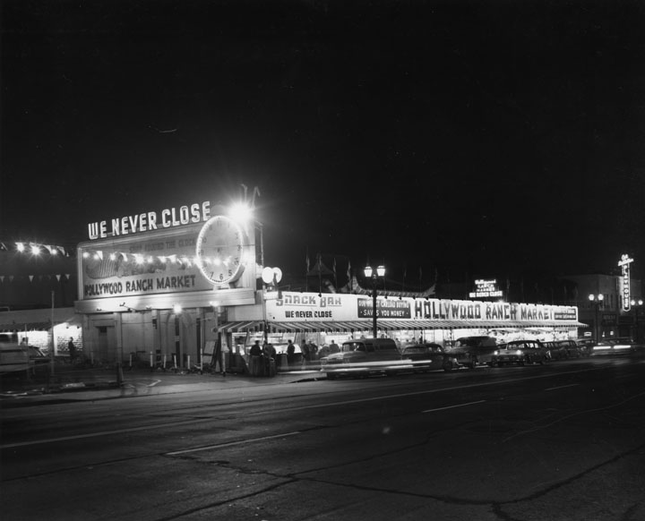 TurnbullMartin's tweet photo. Back in the day, if you had a 2am craving for candy apples, cornbread, and, cucumbers, you had at least one option: the Hollywood Ranch Market at 1234 Vine St, Hollywood with those three life-saving words blazing in neon: We Never Close. #LosAngelesHistory https://t.co/2hLTUabNSC
