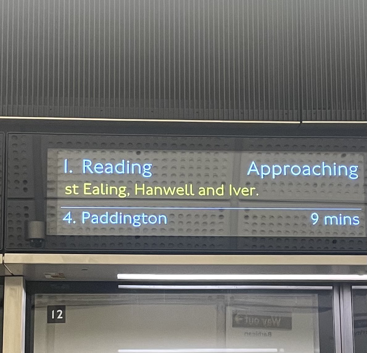 wisejm's tweet photo. @TfL surely it should be “or”; not “and”…🤔🤔🤔 https://t.co/oymZrERkaf