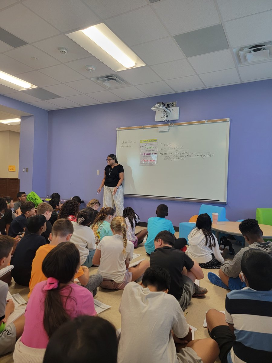 Mrs_JSexton's tweet image. Team work, makes the dream work. Co-creating success criteria for our Science CER&apos;s.@DLE_Lions 

#livelaughloveleonetti #hearourroar #justgoodteaching