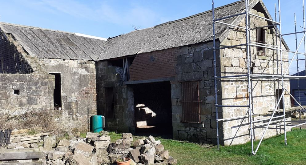 Plotfinder.net tweet media