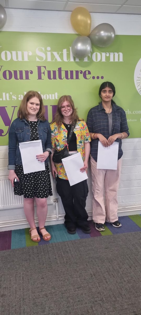 FGS6thForm's tweet photo. Lovely to celebrate the hard work and success of our students today @FGS6thForm A record number of students secured their destination of first choice post 18. We know the future is 🌟 @FlixtonGS https://t.co/3swrHvdHfv
