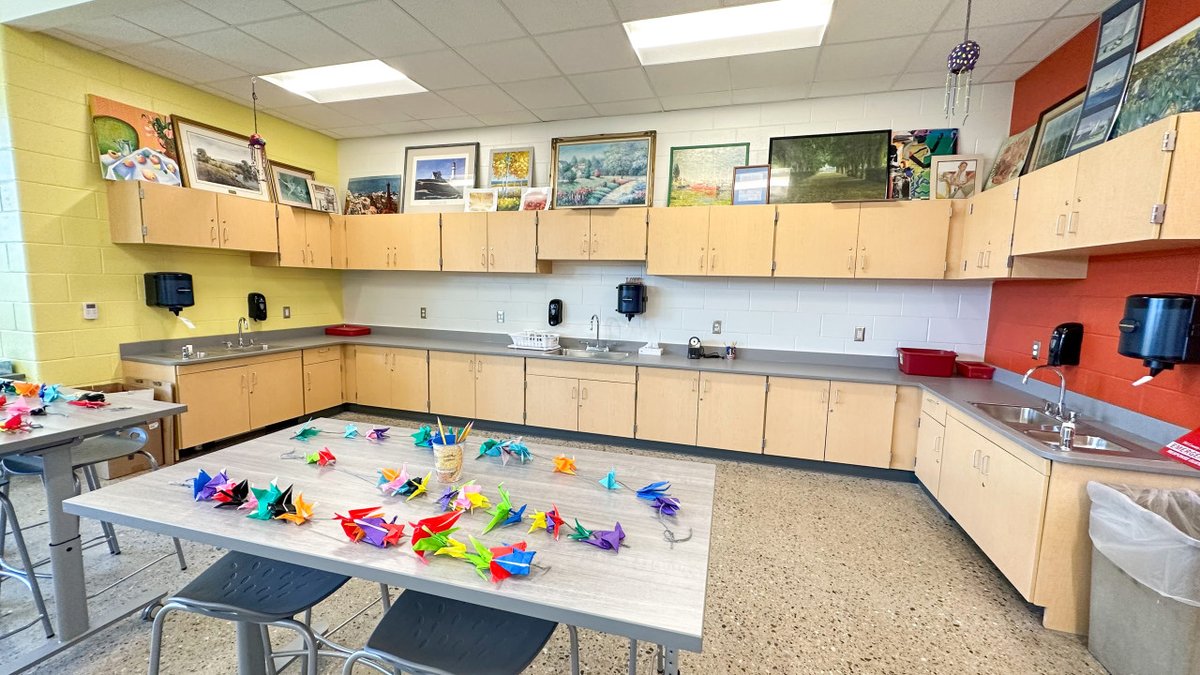 What a truly special event! Hundreds of students, families, staff, community members and special guests attended a ribbon-cutting ceremony yesterday to celebrate the opening of Tri County Elementary. Attendees were able to tour the building following the ceremony.