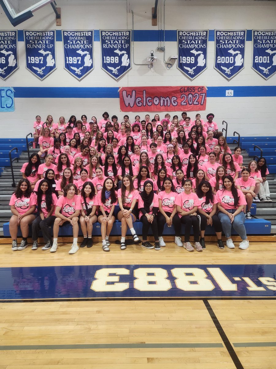 FalconLinkCrew's tweet image. What an awesome week training our Link Crew Leaders and welcoming our freshmen Falcons! We are so excited for the class of 2027! See you at the open house next Wednesday, 8/23, from 6-8! Thanks for the shirts @RCSFoundation2! #linkcrew @RHSFalcons @BoomerangPrjct