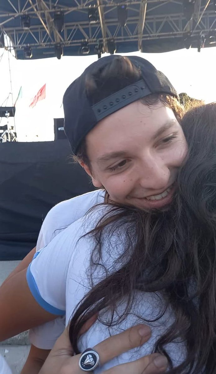 epctsq's tweet photo. 💛 tutto il mio cuore https://t.co/YBd8bjzYWG