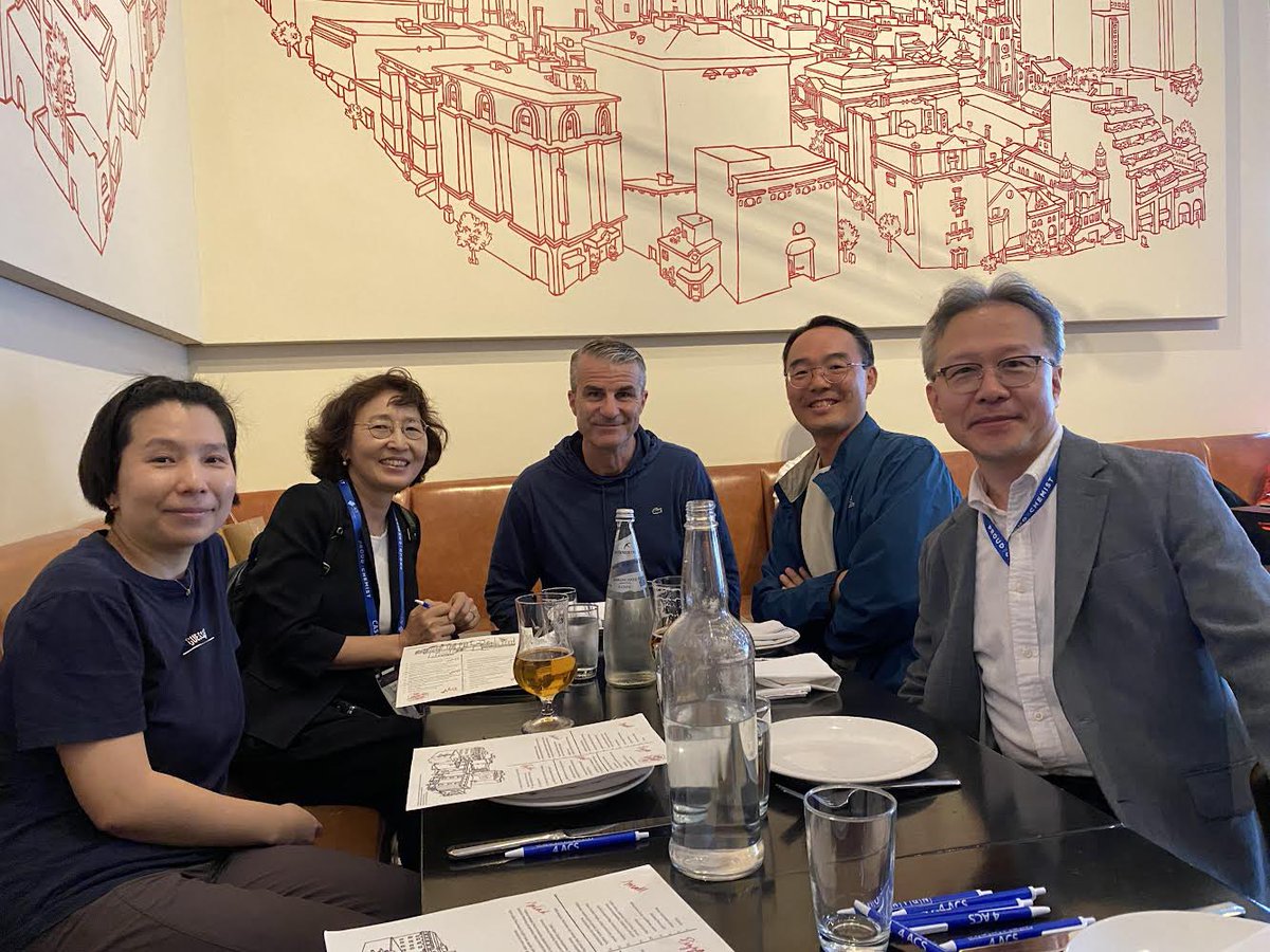 Dr. Beth Lorsbach tweet media