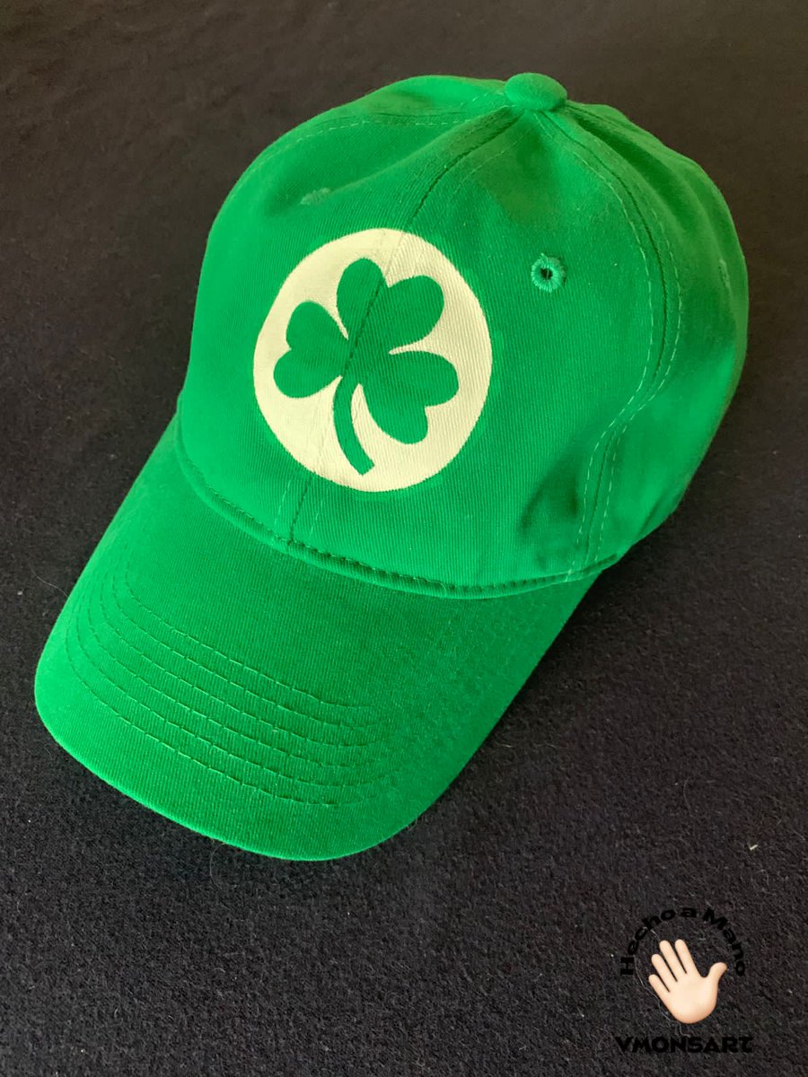 Vmonsart1's tweet photo. Arte en algodón! 
Diseños únicos y especiales pintados a mano 

#Cdmx #Arte #Gorras #outfitoftheday #Venta #Talpan @TlalpanVecinos https://t.co/4qmqU02XKF