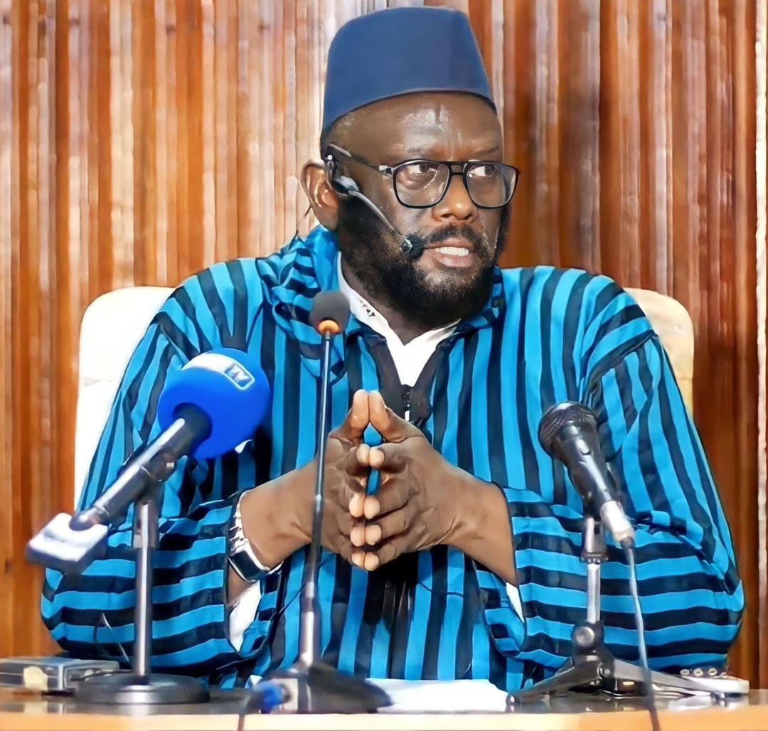 Xeuch262's tweet photo. Dr Sheikh Ahmed Lo HA un homme qui a activement participé sur la répandue du Sunnah au Sénégal qu'Allah veille sur vous sheikh https://t.co/HKj37w2SFJ