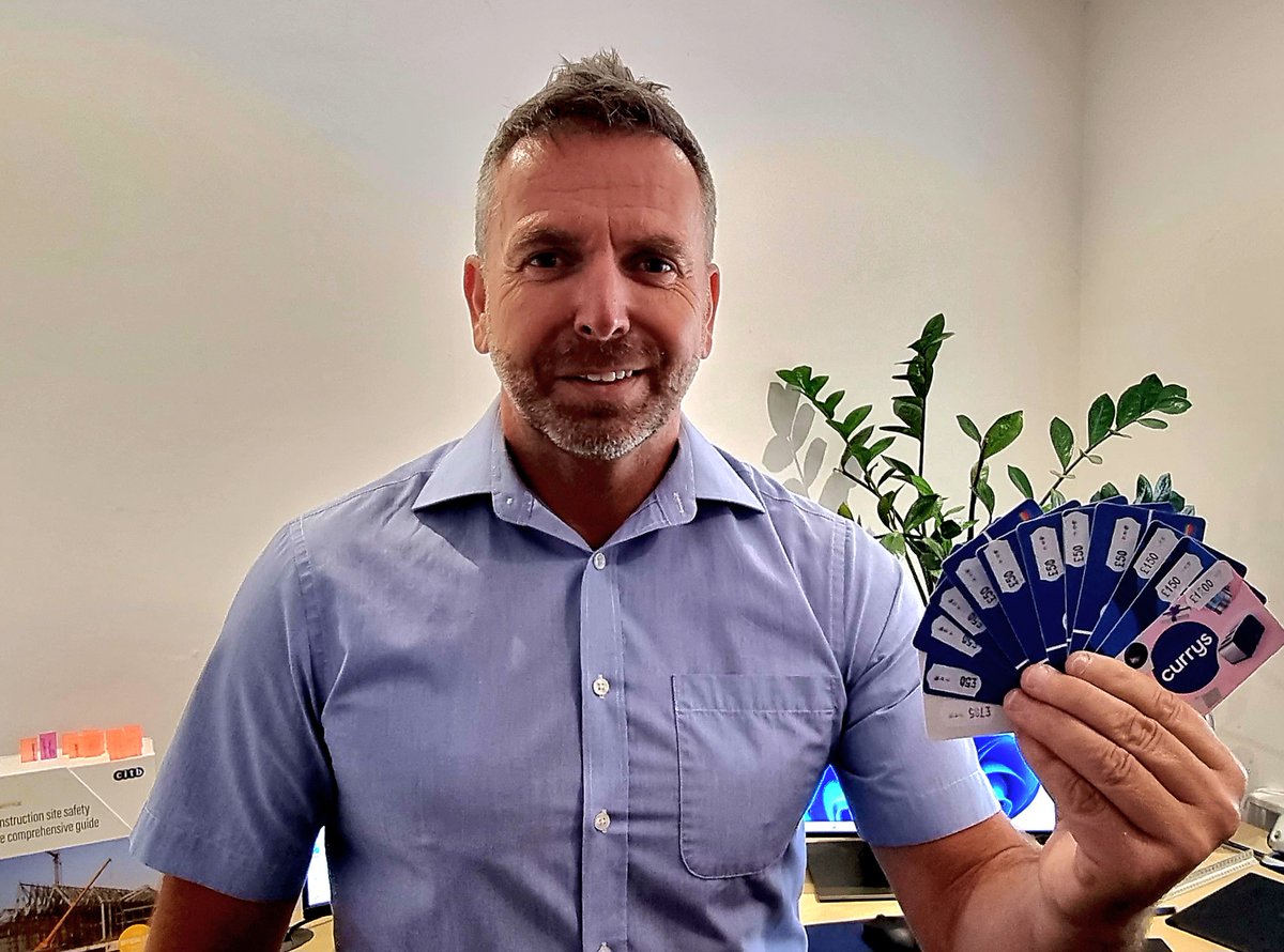 Brickworks MD Lee received £2,685 in vouchers for referring a fellow contractor to our service 🧱 

💡 Do you know a company that might benefit from our services?  

Refer us today 🤝

hudsoncontract.co.uk/industry-insig… #HudsonRewards #CISPayroll #ComplianceServices