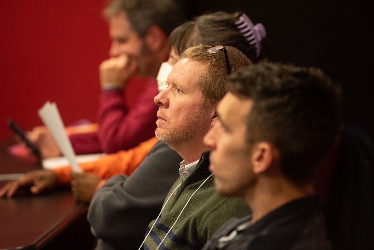 uofldelphi's tweet image. Kickstart the semester by enrolling in our convenient #TeachingOnboarding experience this fall at #UofL. You&apos;ll have the opportunity to engage with your peers, earn a certificate, and examine core teaching and learning resources online. Register now at uofl.me/Teaching-Onboa….