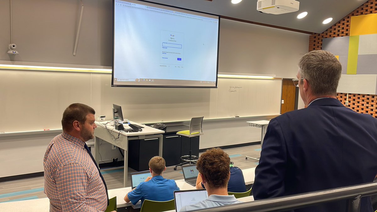 NateClayberg's tweet image. Taking care of the little things so @stlcaps students can do big things. #emailsetup 
#capsnation