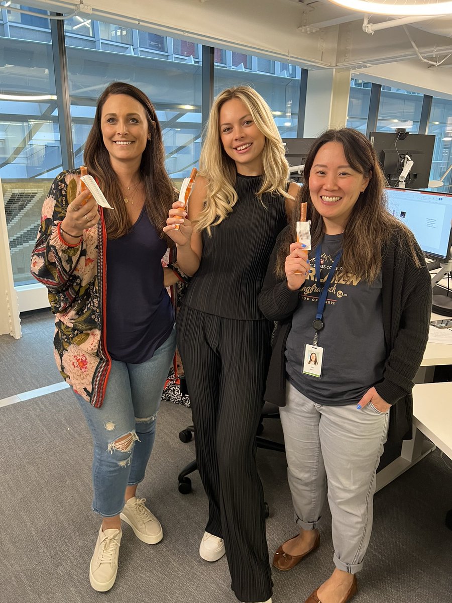 Michael Yang (@yangbness1) on Twitter photo Bringing the joy of <a href="/99_Counties_/">99 Counties</a> meat sticks to all of <a href="/OMERSVentures/">OMERS Ventures</a> #fromIowatoToronto Thx <a href="/CGEbersol/">Christian Ebersol 🇺🇸🌲🌎🐂</a> Bringing the joy of <a href="/99_Counties_/">99 Counties</a> meat sticks to all of <a href="/OMERSVentures/">OMERS Ventures</a> #fromIowatoToronto Thx <a href="/CGEbersol/">Christian Ebersol 🇺🇸🌲🌎🐂</a>