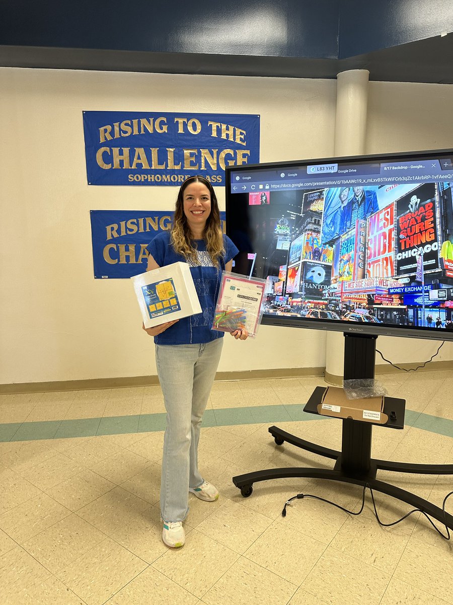 YimiyaP's tweet photo. Smiling, learning and winning…I ❤️ MATH #CCS612MATH https://t.co/IPWmxTBBbv