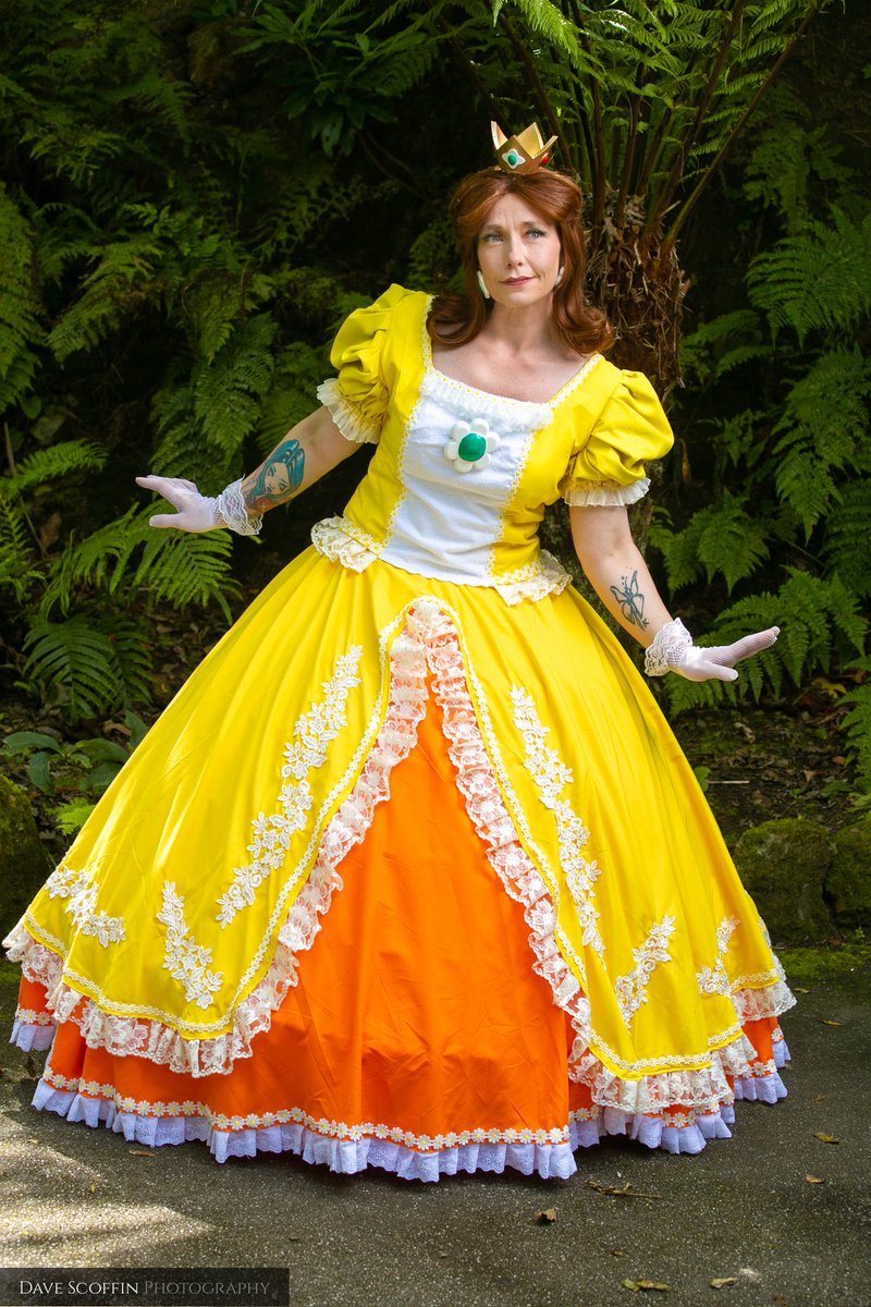 Love this shot from the weekend of NoNameCosplay as Princess Daisy! #SuperMario #cosplay #cosplayphotography