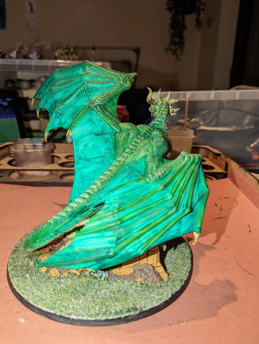 Sherb999's tweet photo. My first large scale model completed, quite happy with how this turned out!
#WarhammerCommunity https://t.co/sHFJ8fDkgK