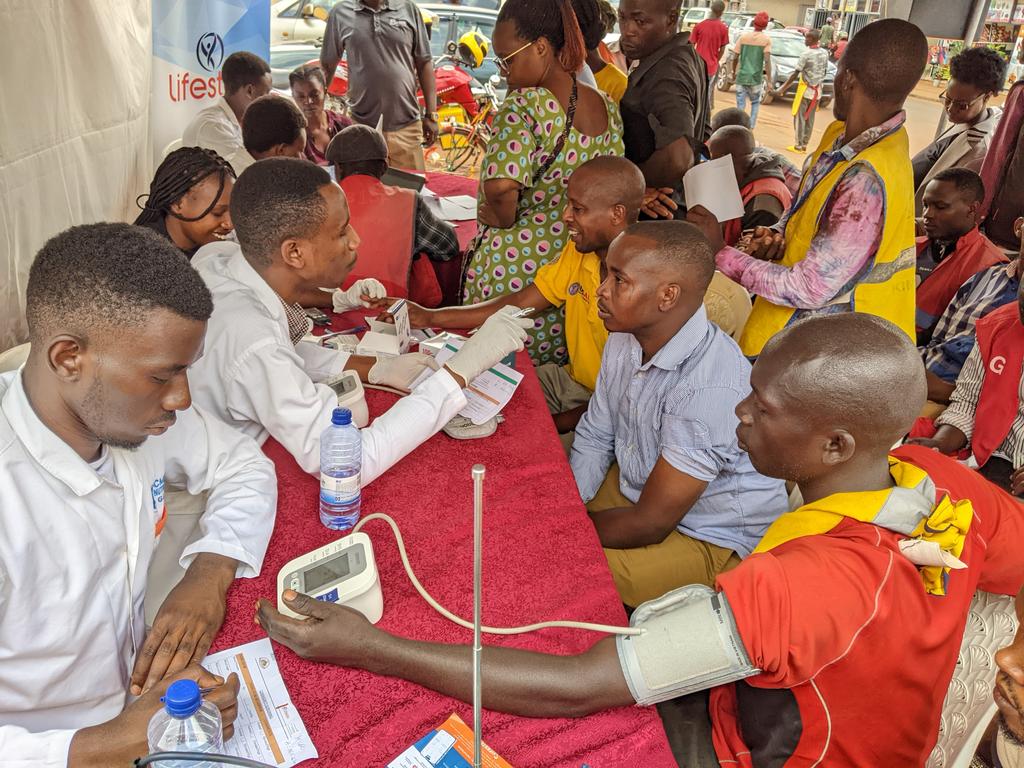 NutritionistEmm's tweet photo. Thank you @RNSA_Imirire and @lifesten_health for organizing this campaign on NCDs management and prevention. Join us and know health status.
#BeatNCDs #EatFruitAndVegetables #BePhysicalActive #EatHealthyFoods
@RwandaNCDA @Gasabo_District https://t.co/C016JJJUuR