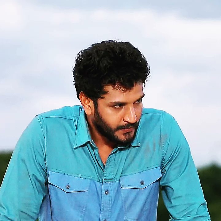 MySweetAnnafan's tweet photo. #cute stylish attitude look..😍«Positive thought brings positivity in life!!🔥«@sibbusuryan #sibbusuryan #MysweetAnna #stylish #rojaserialactor #rojaserialhero #rojaserial #rojarjunloveforever❤ #rojun  #smile #wewantrojaserial🔥#wewantrojuncomeback💥#rojakuendeykedaiyaadhuda💥🤩 https://t.co/BZ1Eumx8is