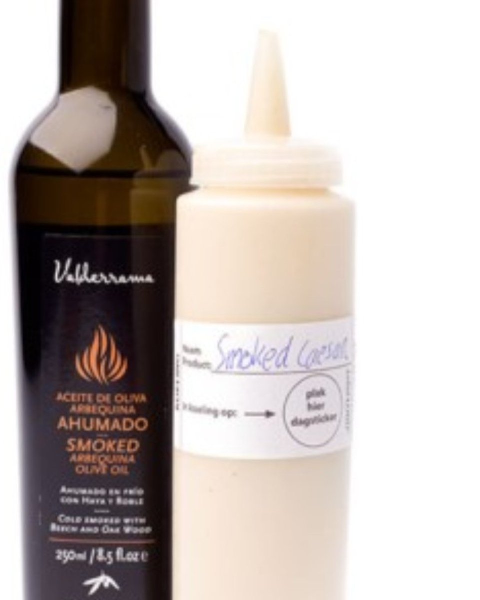 VALDERRAMANL's tweet image. 𝐕𝐚𝐥𝐝𝐞𝐫𝐫𝐚𝐦𝐚 𝐗 𝐆𝐚𝐬𝐭𝐫𝐨𝐧𝐨𝐦𝐢𝐱𝐬

SMOKEY CAESAR DRESSING

Een subtiele variant op de klassieke caesardressing.
Link hier voor het gehele recept: bit.ly/smokey-ceasard…