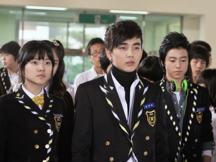 HaNas_Diary's tweet photo. 🎂 Aujourd'hui #ThisIsTheBirthday de #TodaErika (#戸田恵梨香 - 35) & #YooSeungHo (#유승호 - 30). #CodeBlue la série, car elle vaut vraiment le coup et #MasterofStudy, un peu vieux, mais pas démodé, un drama sans prise de tête. Avez-vous vu ces dramas ou autres avec eux ? 🎉❤ https://t.co/xkV3E6PwQx