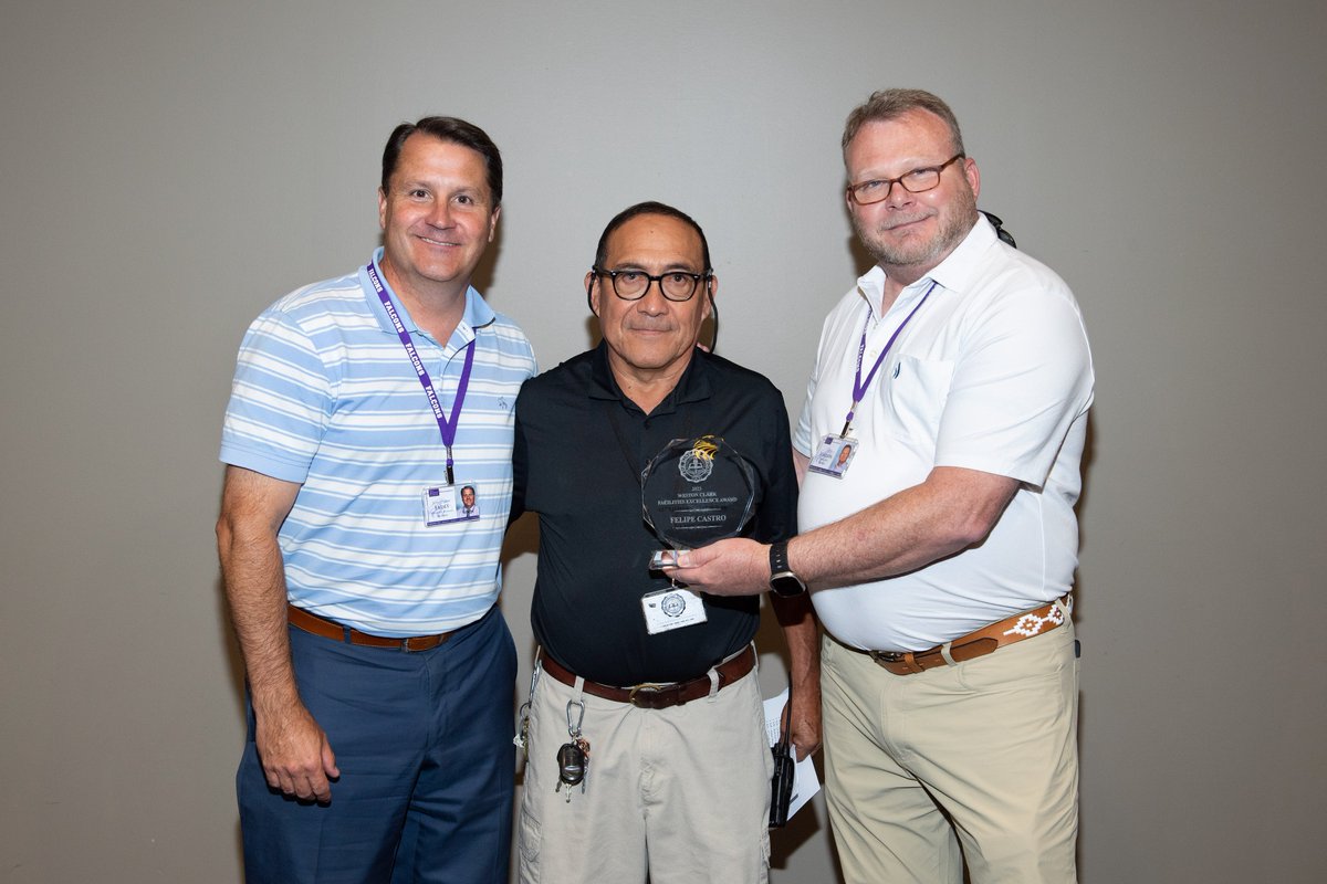 Congratulations to Felipe Castro for being this year's recipient of The Weston Clark Facilities Excellence Award! Felipe has been a part of the Kinkaid community for over twenty years and is a vital part of the Facilities Department. 
#Kinkaid #WhereYouBelong