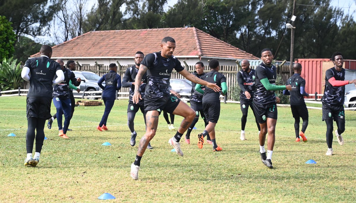 BackpageMedia's tweet photo. AmaZulu Media Day 🎥

📸Gerhard Duraan/BackpagePix

#AmaZulu #DStvPremiership #SouthAfricanFootball #iDiski #SuperDiski https://t.co/EIN7qEb7DF