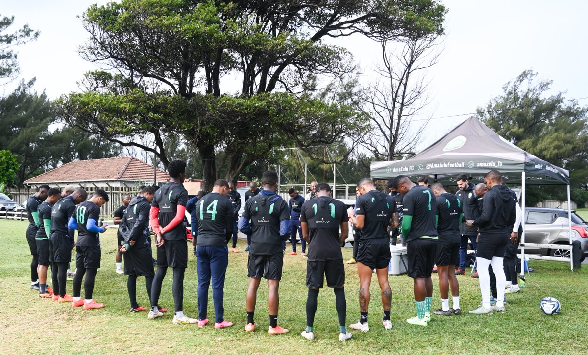 BackpageMedia's tweet photo. AmaZulu Media Day 🎥

📸Gerhard Duraan/BackpagePix

#AmaZulu #DStvPremiership #SouthAfricanFootball #iDiski #SuperDiski https://t.co/EIN7qEb7DF