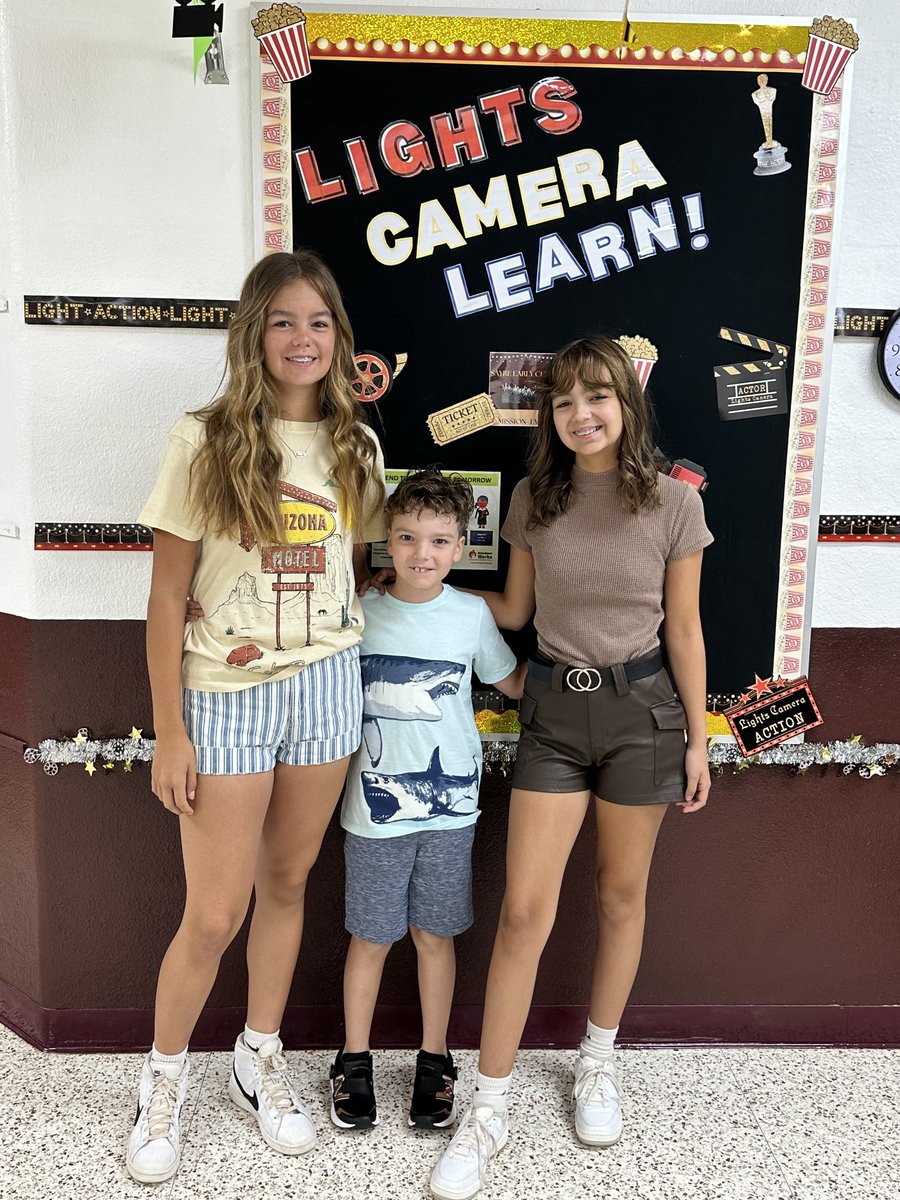 KristaKayHoll's tweet photo. First Day of School!! ✏️📚🚌 #sayremiddleschool #sayreearlychildhood https://t.co/ZsZW8imgyl