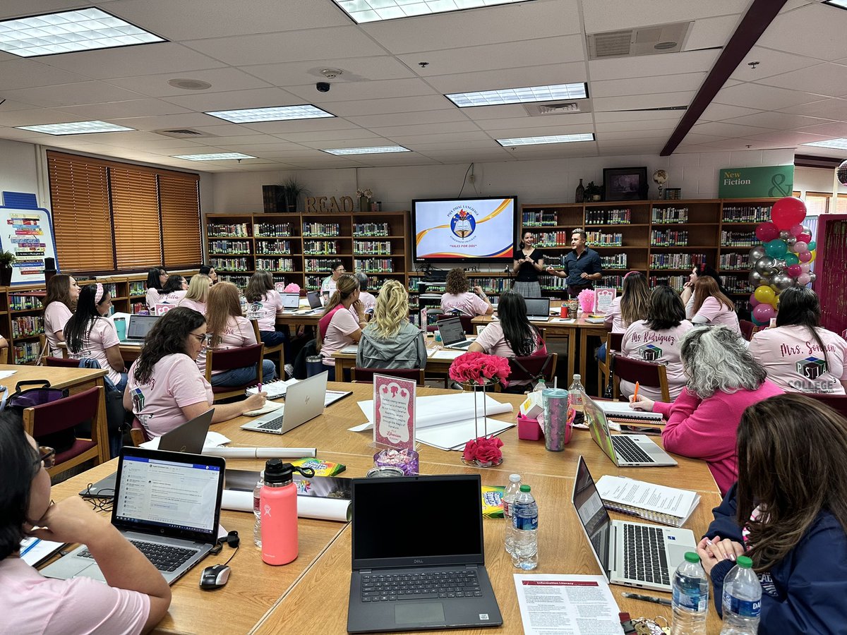 Day 2 of our PSJA Librarian Academy.  Thank you to our <a href="/PSJAISD/">PSJA ISD</a> Dual Language department for sharing best practices with our librarians. #psjalibraries #duallanguage #psjaproud
