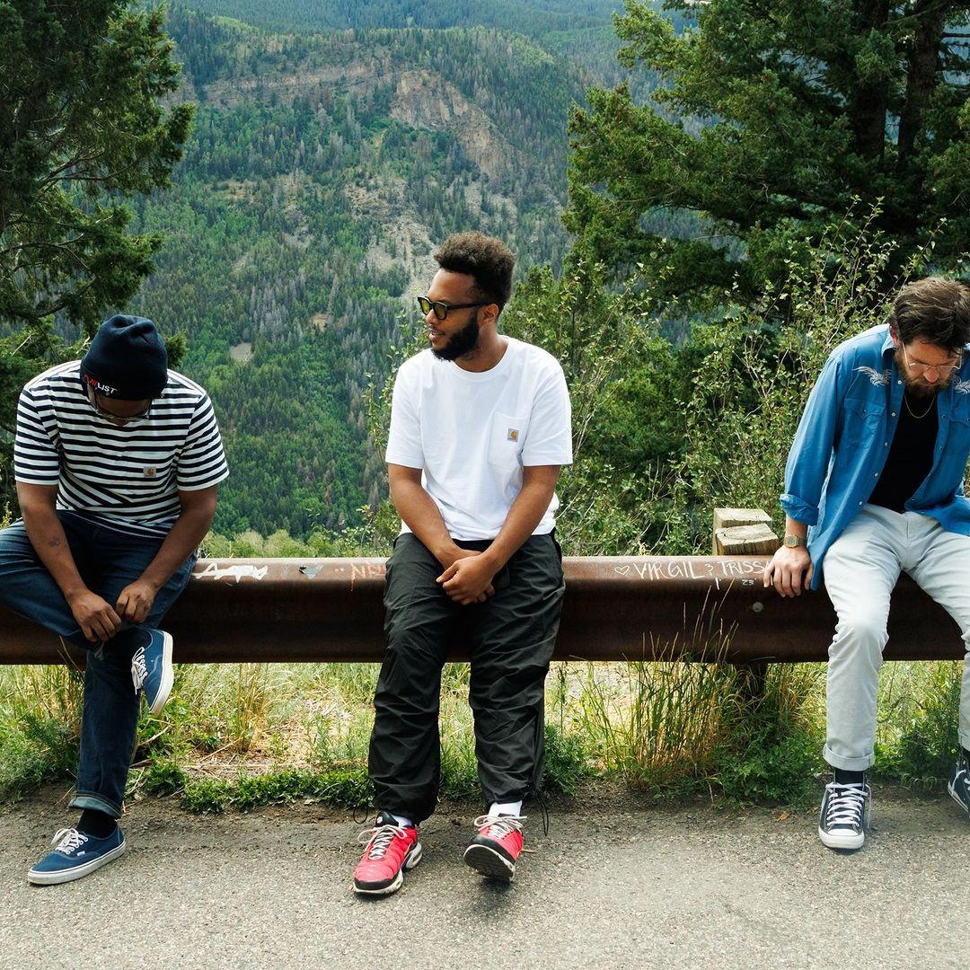 butcherBRWN's tweet photo. Traveling far and wide with music that’s got something for everyone under the sun ☀️🎶🎷 

#SolarMusic coming very soon, link below for tour dates and the new single, "DYKWYD" ft. @BraxtonCook 

https://t.co/7W88Zlqt3b

📸: @z_fichter https://t.co/iS26hMJVfa