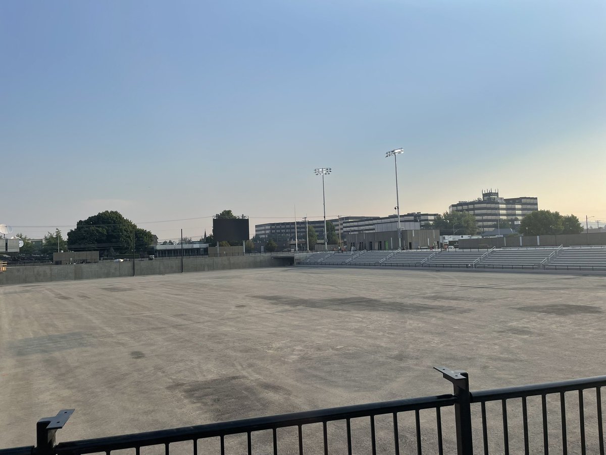 maryssarillo's tweet photo. What a beautiful morning to be out at the new ONE Spokane Stadium. Crews are getting ready to put in turf. So, we can expect to see some green soon! They will start laying it out on Monday. #Spokanestadium #ONESpokane

@kxly4news @spokaneschools https://t.co/TCfEbiOysV