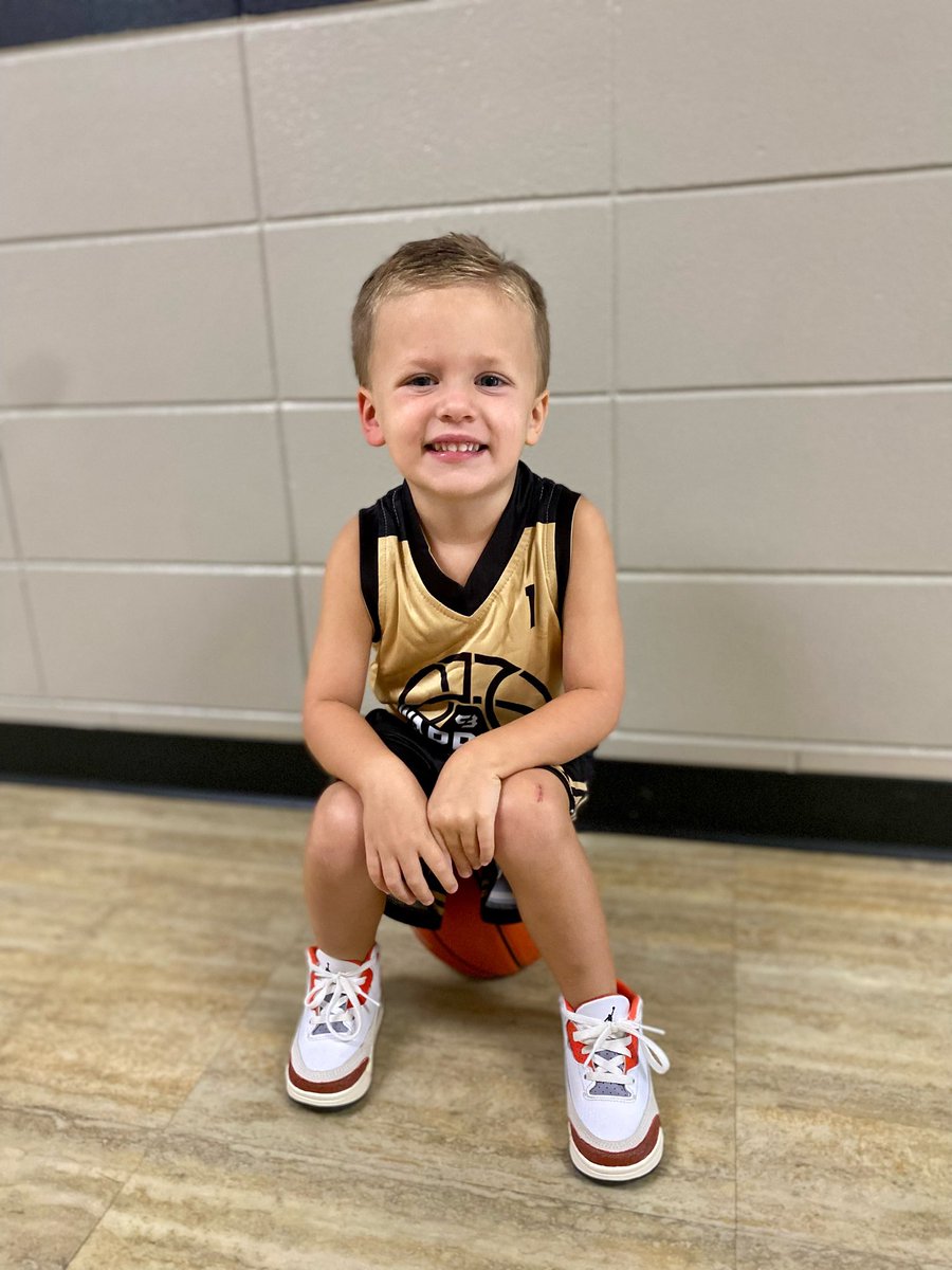 Our practice gear for this upcoming year has arrived, and we have a special guest revealing it for us. Wesson doesn’t have a nickname or social media handle yet, so he kept it classic with “Wesson” to represent himself. #withYOUinmind #WarriorStrong