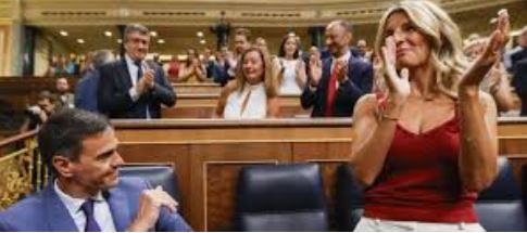 Quería escapar de esta red y de la política... ¡¡ HE TENIDO QUE VOLVER!!
¡No puedo con la vida!