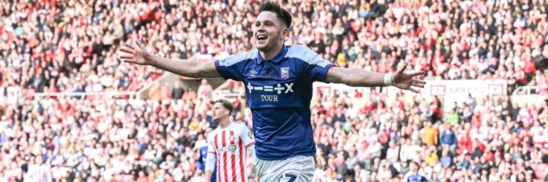TheCruncher76's tweet photo. "Ooh baby do you know what that's worth, who needs Haaland when we've got George Hirst,
a silky striker is just what we need, he's taking Ipswich to the Premier League"
🚜💙⚽️
#ITFC https://t.co/sToW3fhwdQ