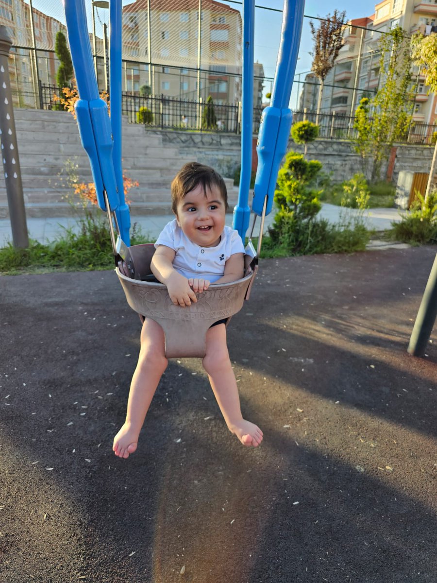 Hele bakın kim gelmiş..yusuferen artık parklarda ve daha da iyi olacağı günler çok yakın ..