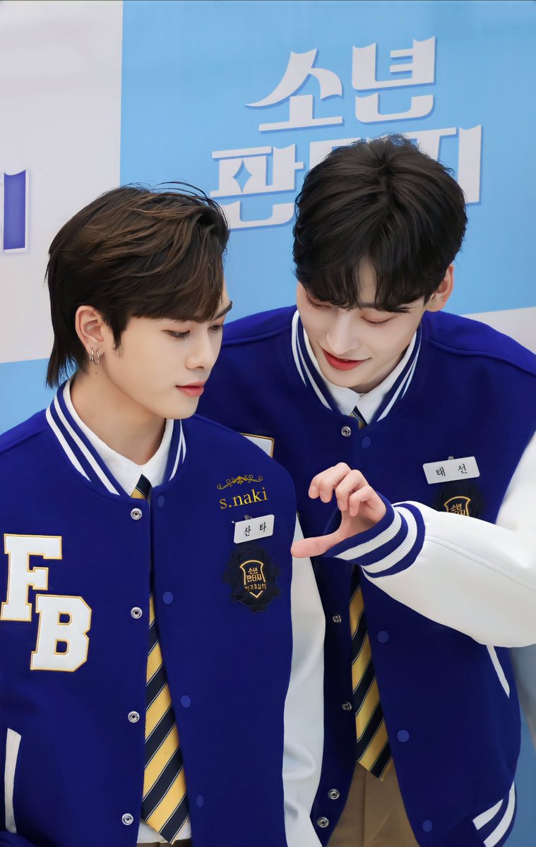 naki031105santa's tweet photo. 20230301
소년판타지 하이터치 HD PHOTO 49.
SANTA WITH TAESUN
#CHEERUPSANTA
@Ppsanta
#MBC #NAVER_NOW
#FANTASYBOYS
#แซนต้าเอิร์ธ
#Santyofsanta
#santapp
#방과후설렘2
#소년판타지 https://t.co/3ZJr59IGTV