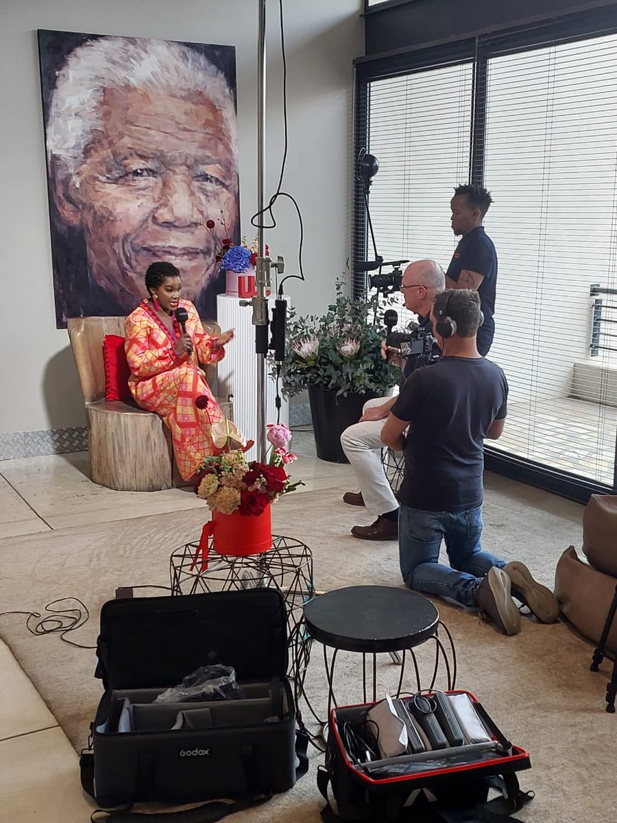 MandyLJozi's tweet photo. Love peeking behind the scenes. They say it takes a village . . . Thank you @Momentum_za for bringing the village in support of Women for the #SheOwnsHerSuccess event. Our sign language ladies worked hard. Great messages of inspiration, support and strength to share will all 🇿🇦 https://t.co/XNsqGAF2T5