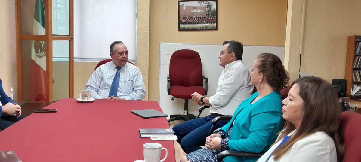 IUDIGITAL's tweet photo. #Jueves 📍
#Avanzamos, nos reunimos con el Doctor José López y su equipo de trabajo del Centro Interdisciplinario de Investigación y Docencia de Educacion Técnica #CIIDET, Del Tecnológico Nacional de México, @TecNM_MX
compartiendo nuestro modelo de #digitalidadpróxima. https://t.co/3DN13cOmdy
