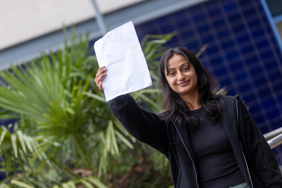 derbycollege's tweet photo. An inspirational Results Day as students throughout the college received their results and are going on to the next stages in their learning journey.

We'll miss all of you who are leaving us, don't forget to keep in touch! https://t.co/SFjZMxcK5q