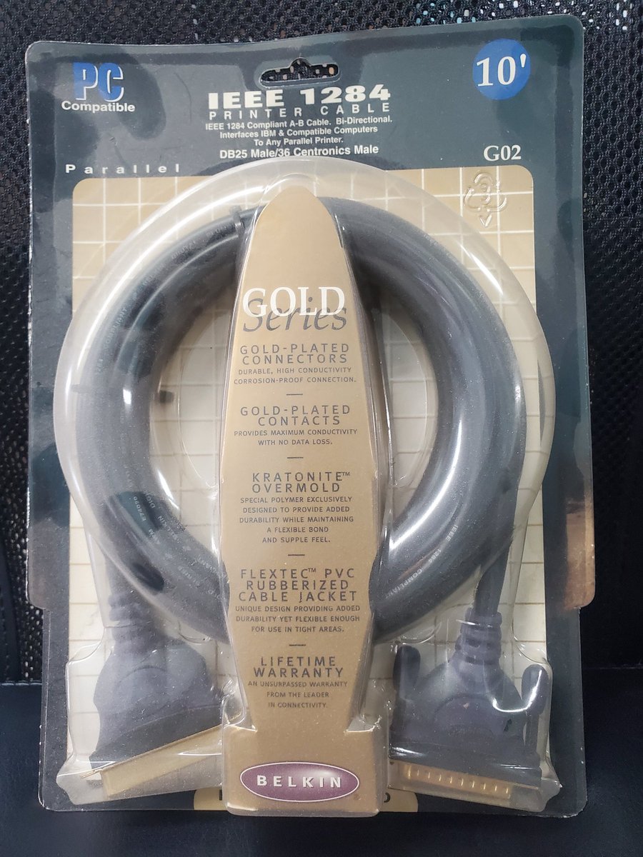 Chuck_Suffel's tweet image. Found in my boss&apos; closet. Anybody need a cable??? #classictech