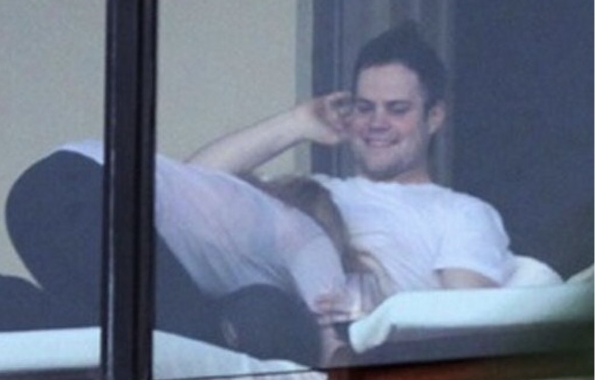 mood: hilary duff after getting engaged