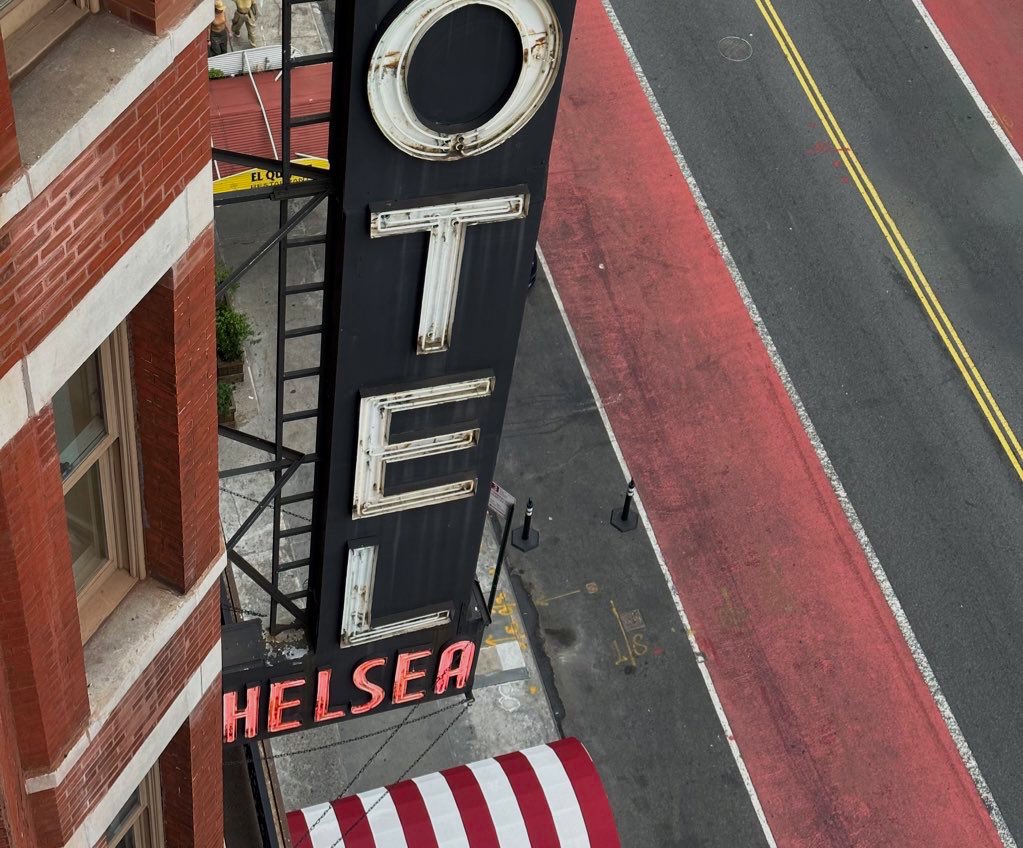 JonesArte tweet media