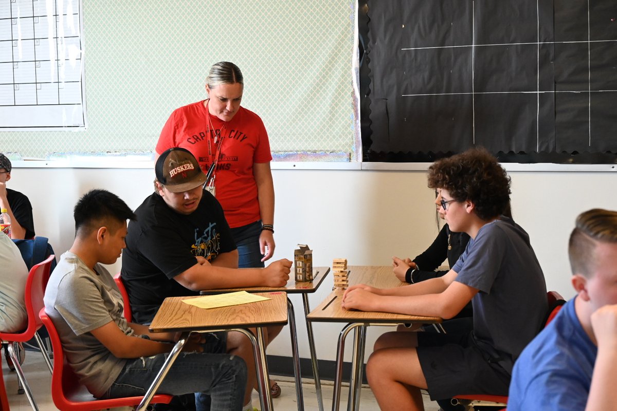 LHSLinks's tweet image. We never get tired of sharing great examples of our students and teachers thriving in classrooms! Here are some examples of what our Links are up to today: lots of connection activities, creating class norms, and learning routines and procedures. #GoLinks #FirstWeekLPS