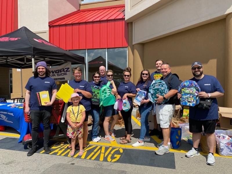 BGCBuffalo's tweet photo. WGRZ - Channel 2, Buffalo, helped us collect donations with Tops Friendly Markets on Maple & N. Bailey!
Thanks to these donations, every child receiving a backpack has the chance to succeed in school with all the supplies needed.
#2PackABackpack #backpack #notebooks https://t.co/NmTvrL3akE