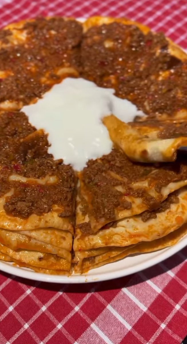 Hiç yemedim ama en sevdiğim yemek