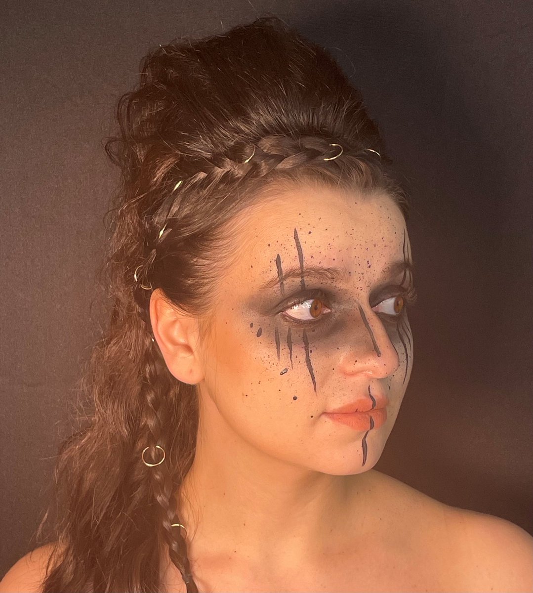 Do you have hairdressing experience? Would you like to complete HNC Hairdressing? Our acclaimed course is delivered over two days a week, develops your skills and knowledge to industry standards and includes competition skills. Find out more and apply at: bit.ly/3rakb4N