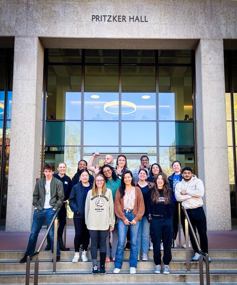 We’re recruiting a postdoc &amp; potentially also a tech!!

We’re an inclusive team of behavioral neuroscientists trying to discover the brain circuits that help us learn about rewarding events and use that info to make good decisions. More info👇
wassumlab.psych.ucla.edu/join-the-lab/